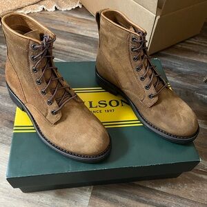 Filson Men's Brown Suede Service Boot size 9